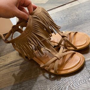 Fringe sandals - Size 8.5